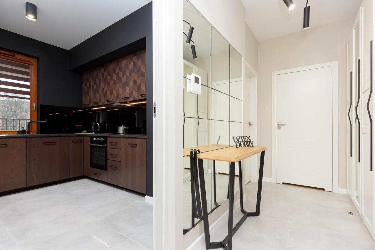Awangarda Apartment Warsaw Ochota By Renters Prestige Esterno foto
