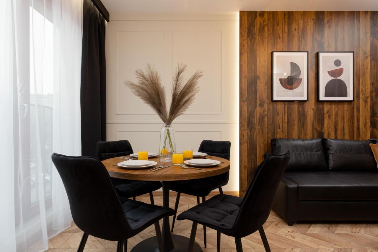 Awangarda Apartment Warsaw Ochota By Renters Prestige Esterno foto