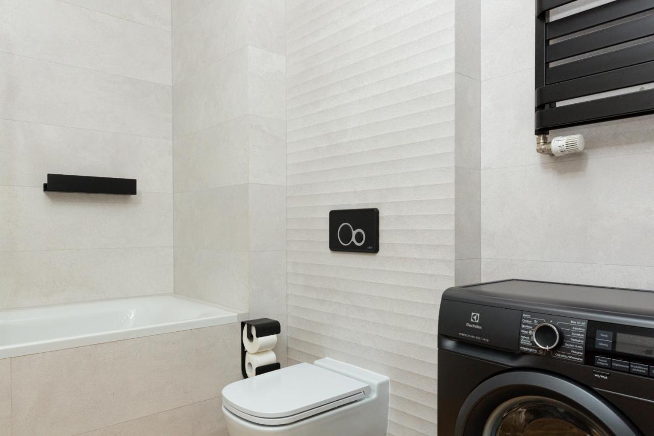 Awangarda Apartment Warsaw Ochota By Renters Prestige Esterno foto