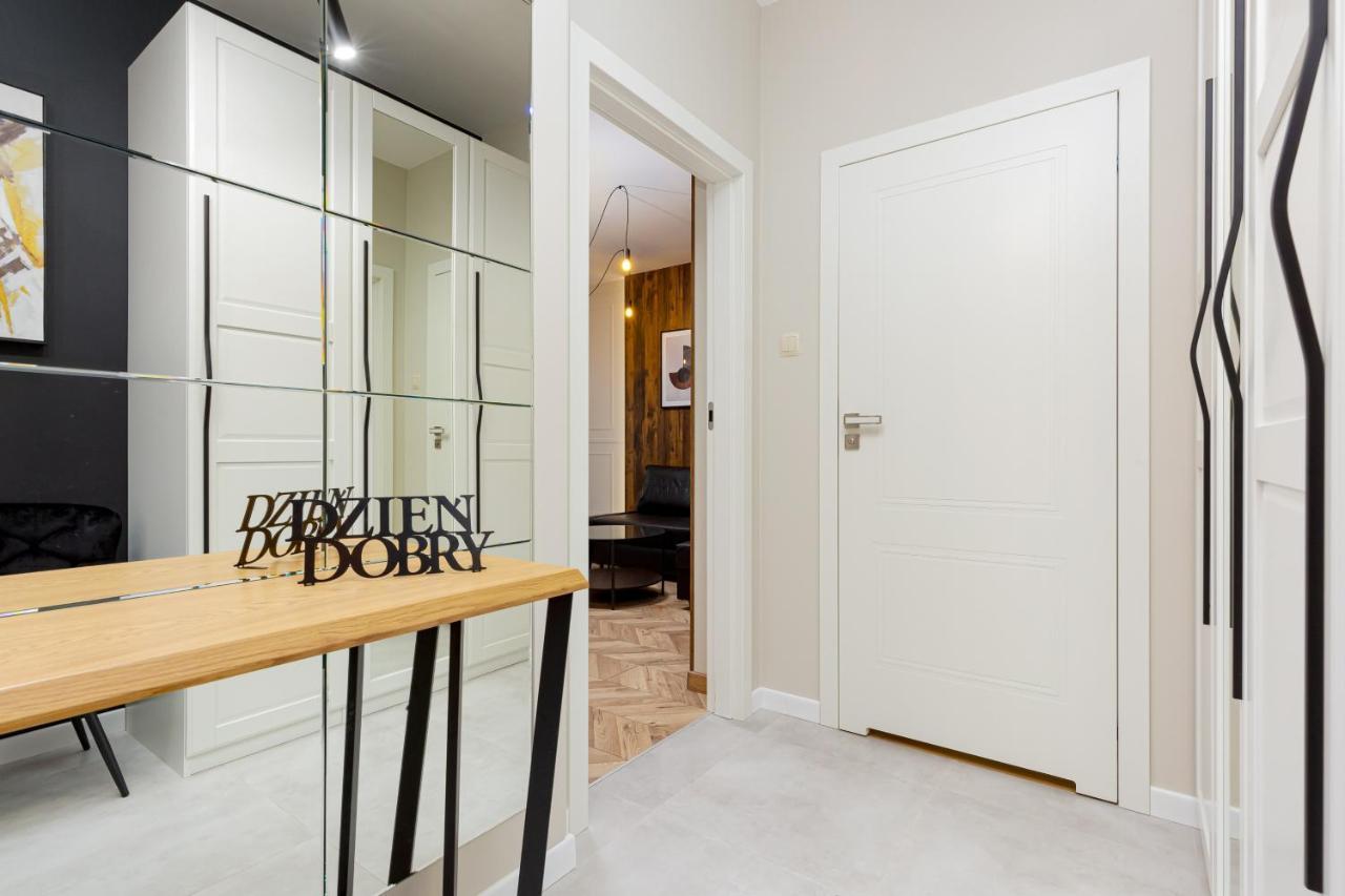 Awangarda Apartment Warsaw Ochota By Renters Prestige Esterno foto