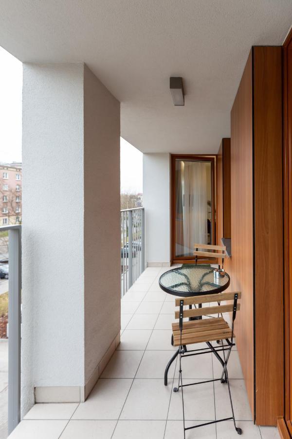 Awangarda Apartment Warsaw Ochota By Renters Prestige Esterno foto