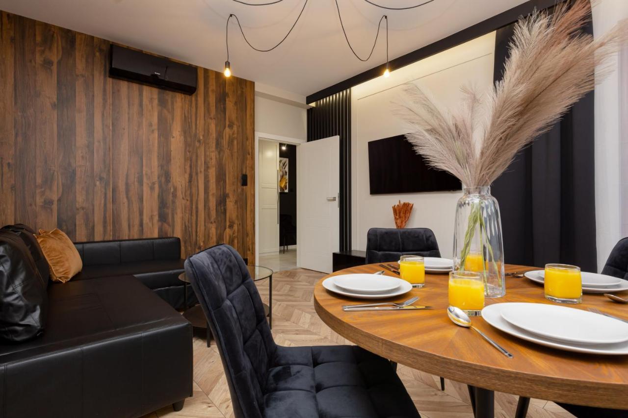 Awangarda Apartment Warsaw Ochota By Renters Prestige Esterno foto